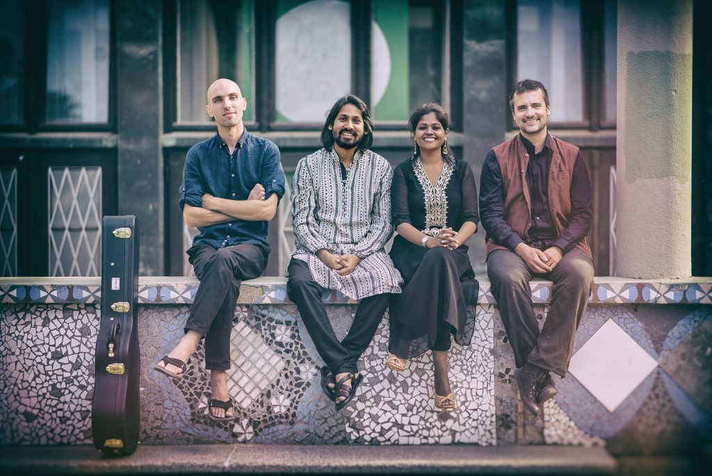 POLETJE V IZOLI –  Aritmija FEAT. SABIHA KHAN & VINAYAK NETKE (SLO, IND)