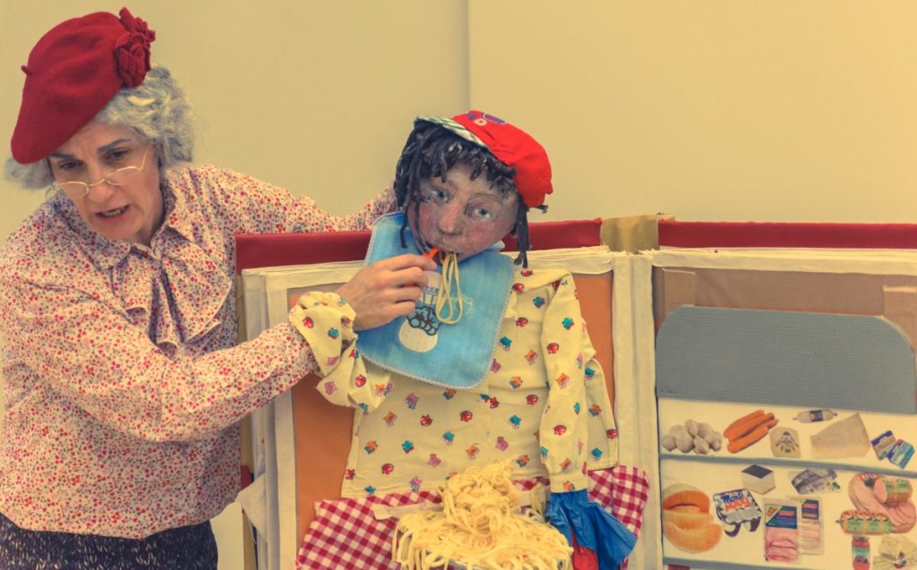 POLETJE V IZOLI: BONTON ZA MALE LUMPE