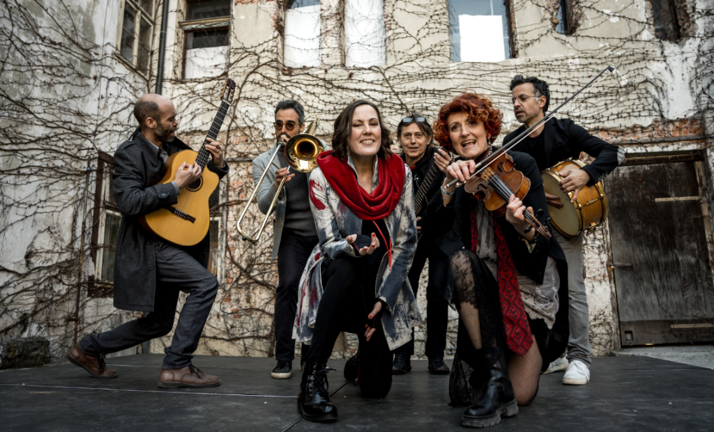 Poletje pri špini – BRINA