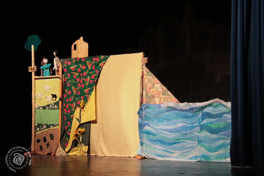 RIBIČ IN NJEGOVA HČERKA