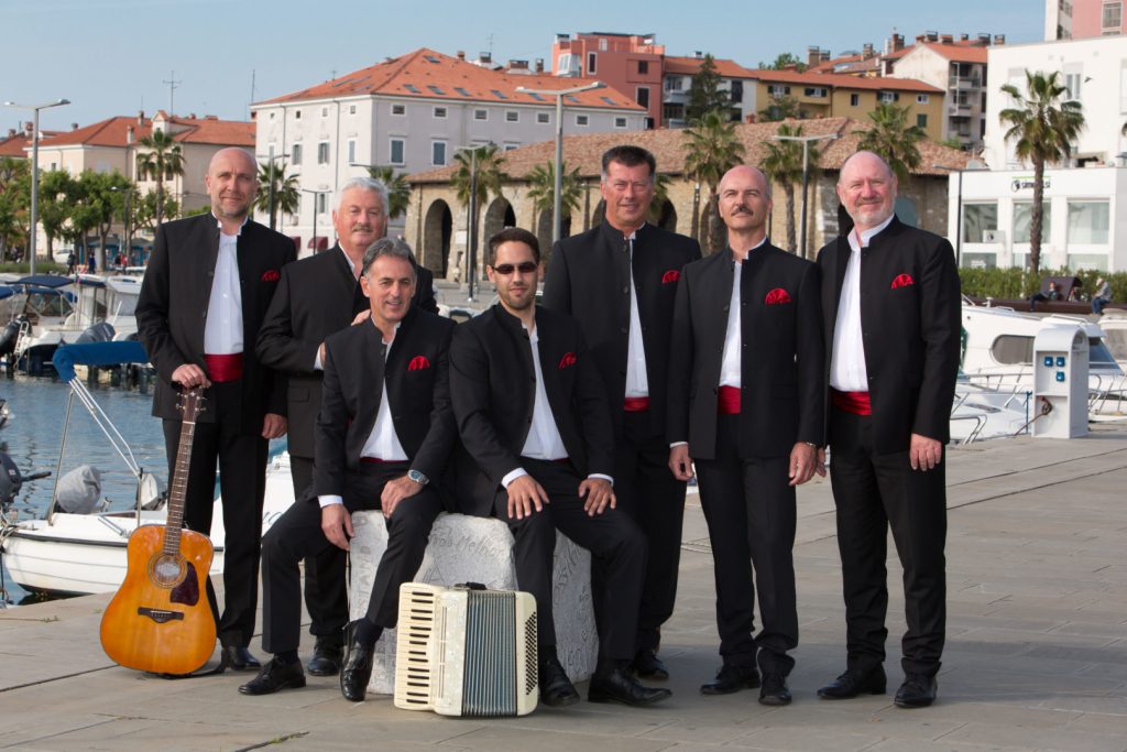 Koncerti v parku: Klapa Capris