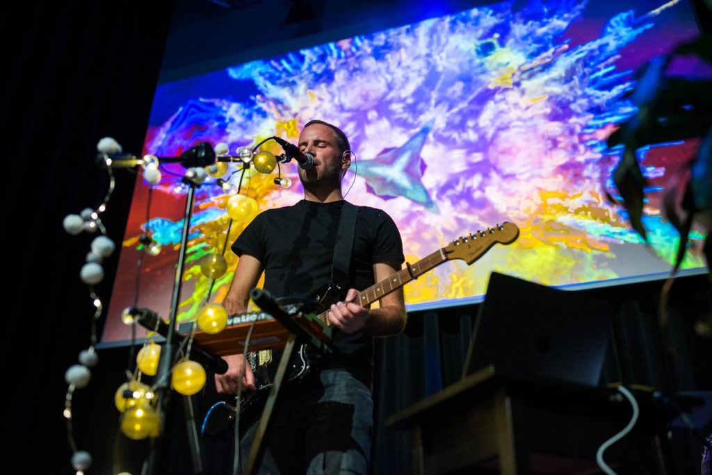 POLETJE V IZOLI: Kuhlschrank