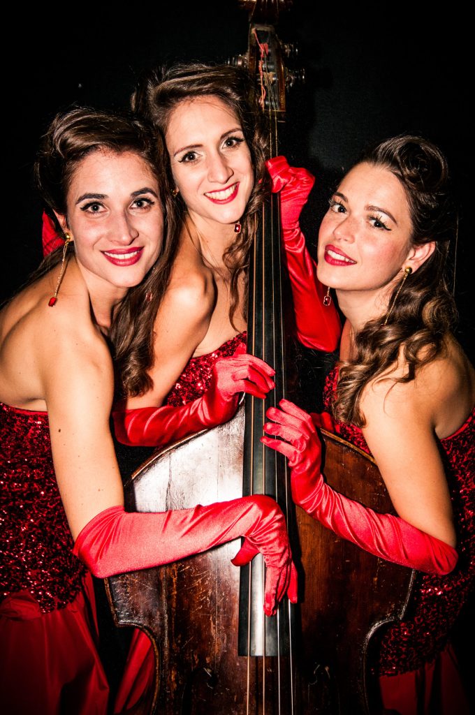 LES BABETTES & The 1000 Street’s Orchestra – Christmas Edition