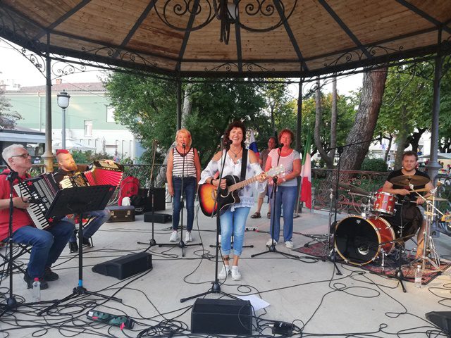 Marjetka Popovski & Band