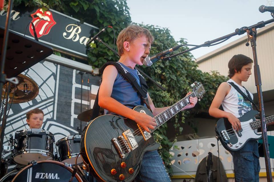 Koncerti v parku: OK JUNIOR