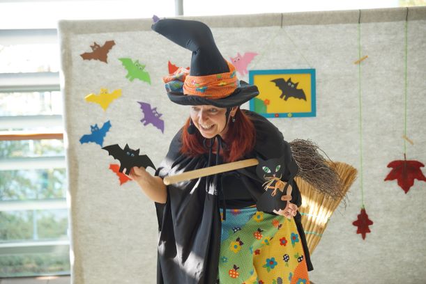 Čarovničkin prvi čarobni urok -ODPADE