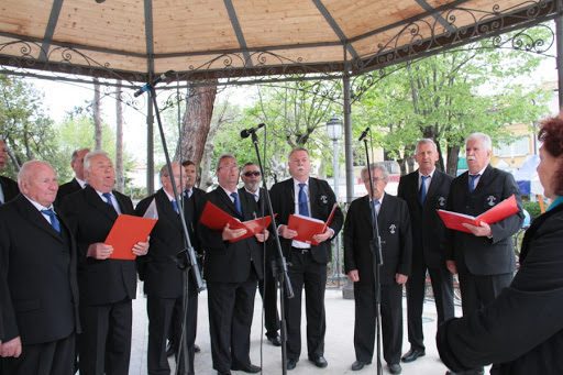 PREMEŠČENO – Popoldnevi v parku: MoPZ Delfin