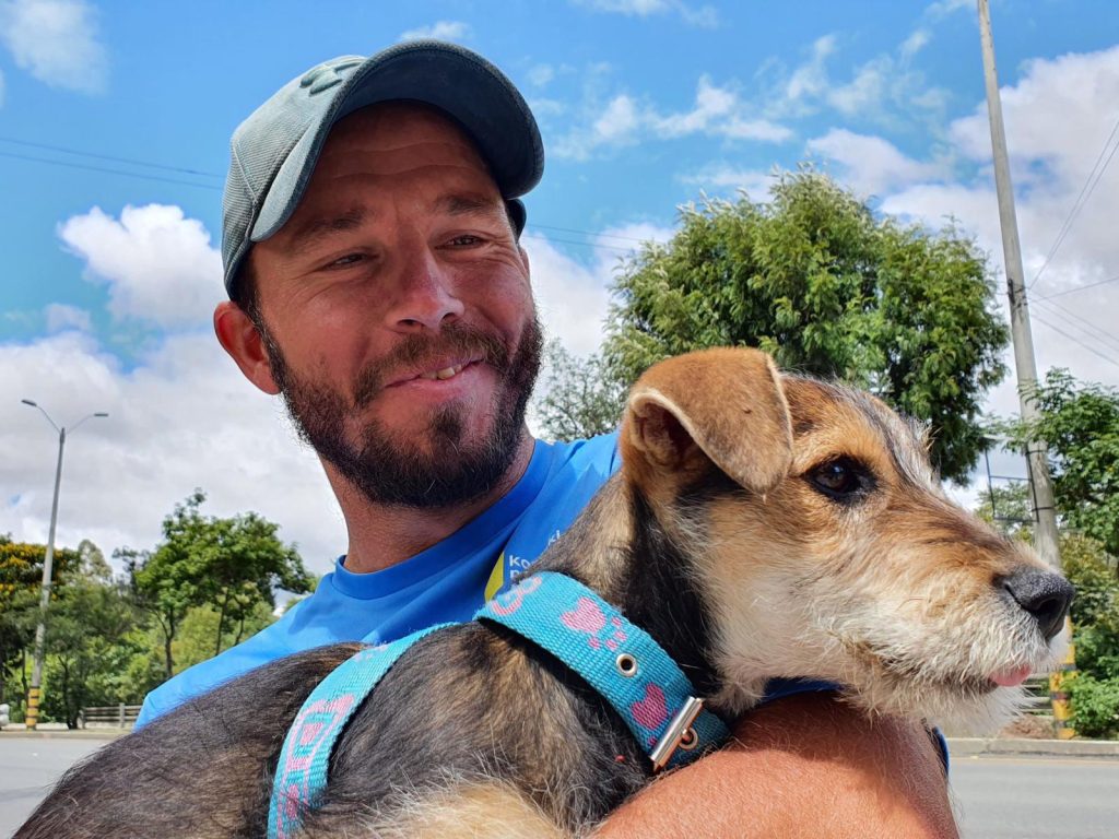 SPREHOD PO SVETU – Peš od Argentine do Aljaske s popotnikom Oliverjem Tičem – Olijem Walkerjem