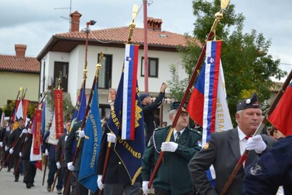 SLOVESNOST ZVEZE BORCEV IZOLA