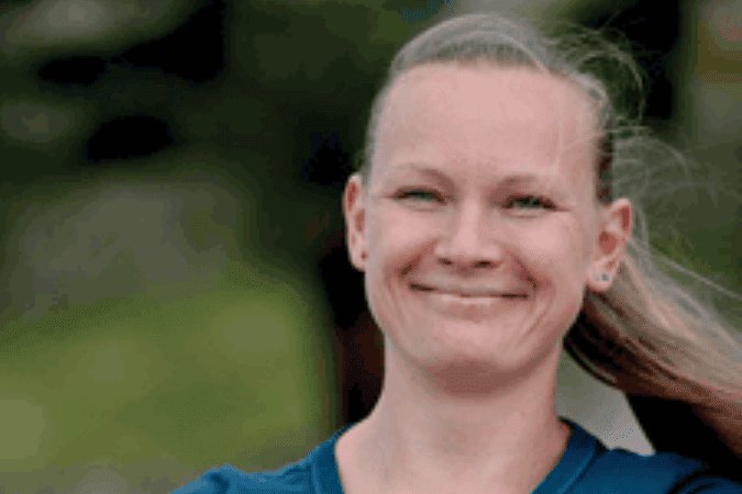 V HIŠI SE NEKAJ DOGAJA