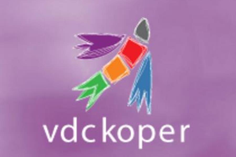 S SMEHOM IN PESMIJO V DECEMBER