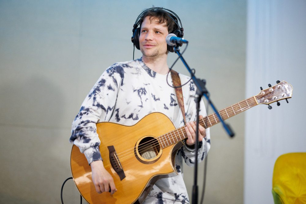 POLETJE V PARKU: ANDREA DILIČ