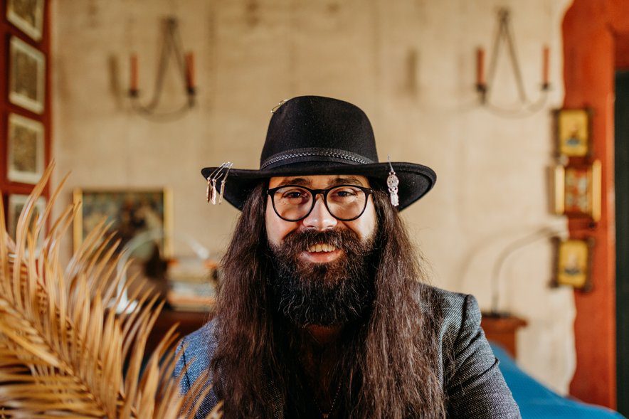 POLETJE V PARKU: BOŠTJAN PERTINAČ