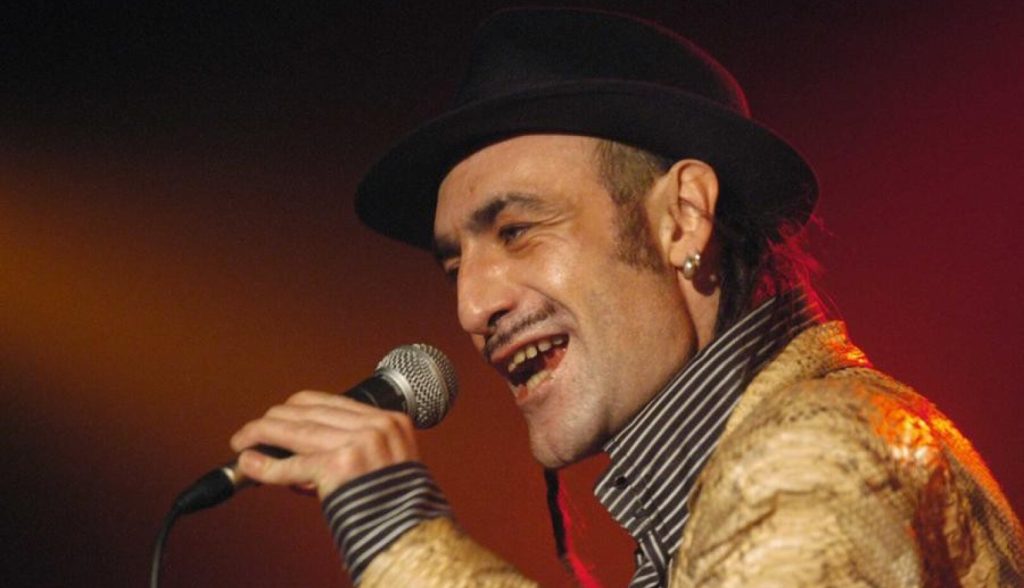 Isola in musica: Tonino Carotone