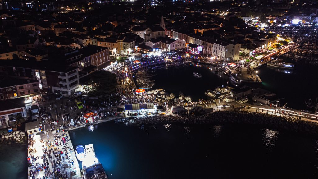 RIBIŠKI PRAZNIK ZNOVA ZDRUŽIL IZOLANE IN OBISKOVALCE V NEPOZABNEM OBMORSKEM VZDUŠJU